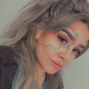 Meet your Posher, Zulema